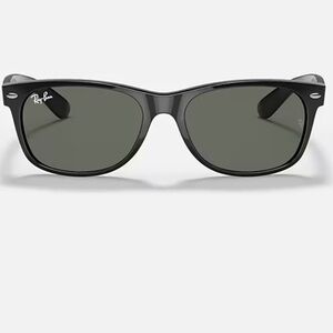 Ray Ban Wayfarer Polarized Sun Glasses